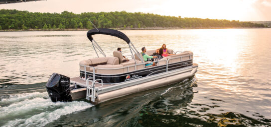 Prehliadka Bratislavy z paluby párty lode