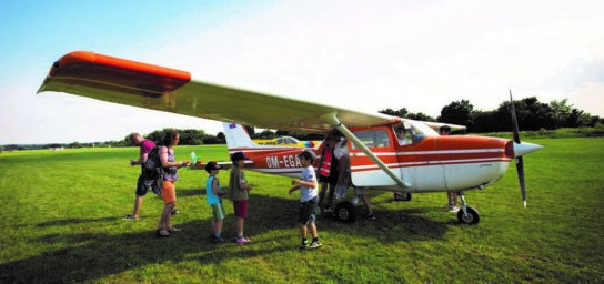 Sightseeing sport plane flights